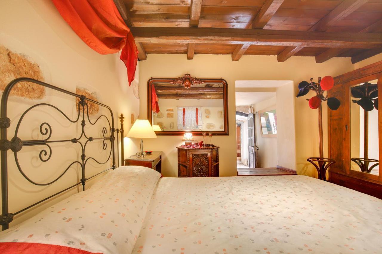 Museum Hotel George Molfetas Argostoli  Buitenkant foto