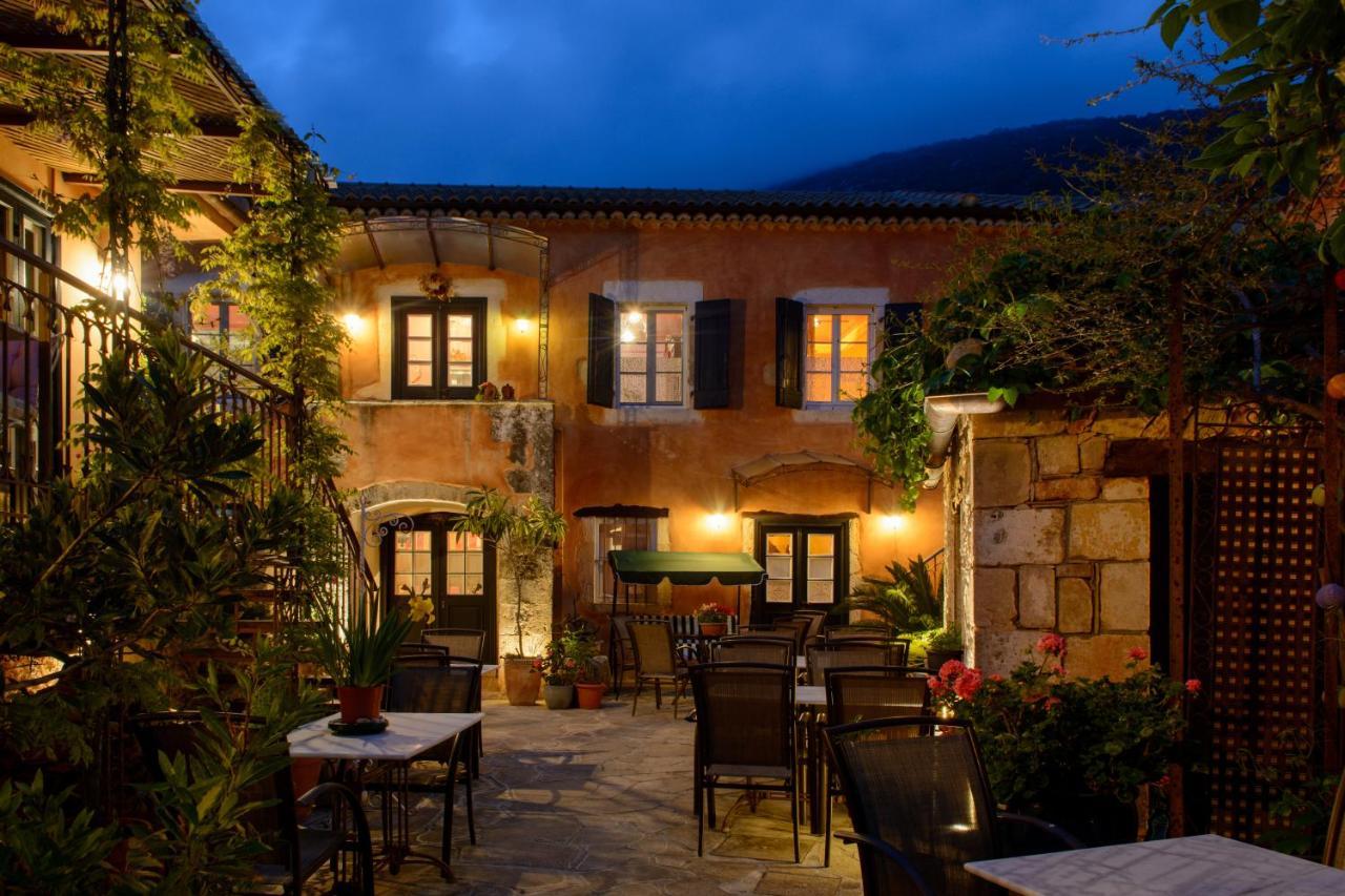 Museum Hotel George Molfetas Argostoli  Buitenkant foto